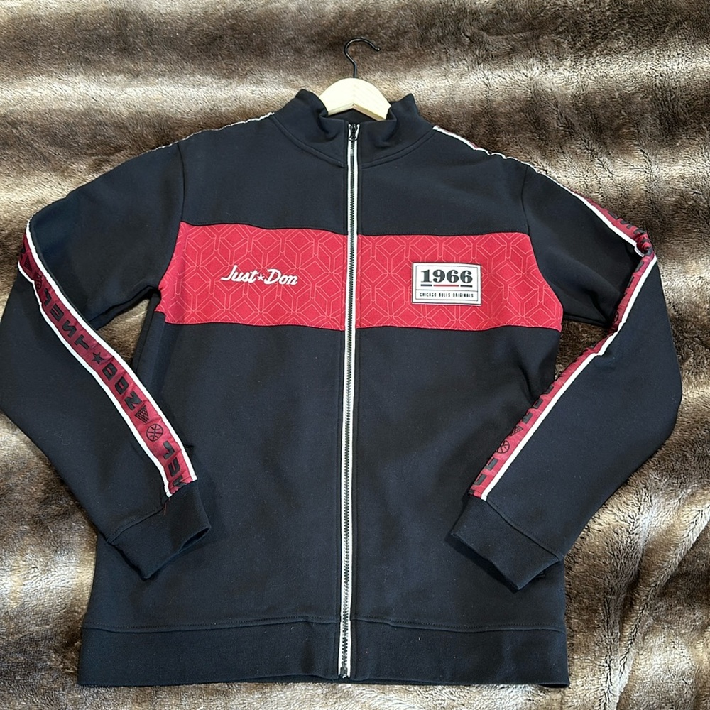 Chicago Bulls Just Don 1966 Black Jacket 🧥 Retails: $110 Size: L NWOT